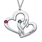 두 개의 하트가 있는 각인 목걸이